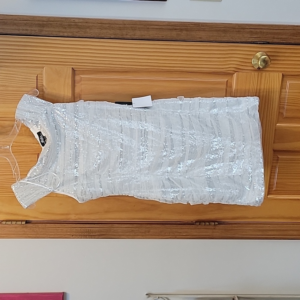 Gorgeous Lulus dress NWT